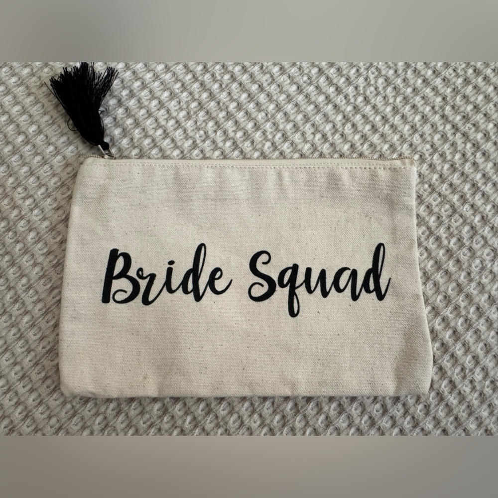 SET OF 4 CANVAS BRIDE SQUAD BAGS - Picture 5 of 7